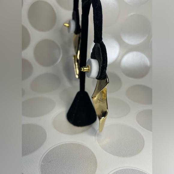 NEW Vintage Irregular Geometric Metal Twisted Stud Earring For Women Gold - Picture 9 of 16